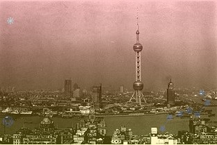 總投資10億美元,重慶康寧二期玻璃基板熔爐生產線項目交付